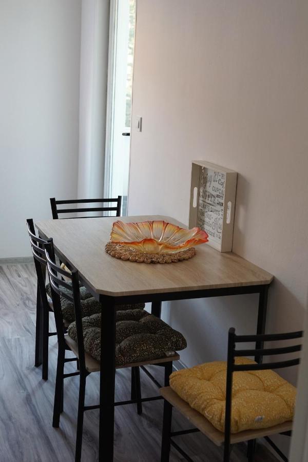 Apartman Smit 乌马格 外观 照片